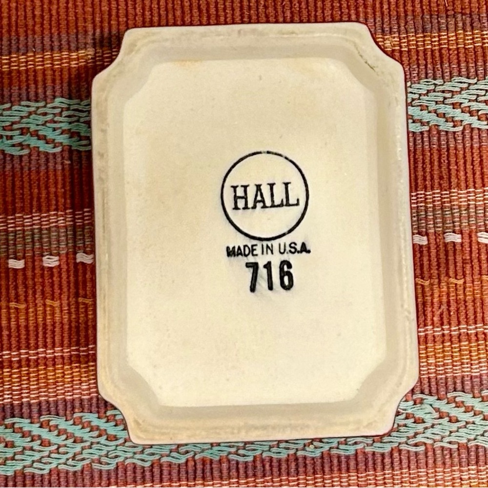 Vintage Hall 716 Sugar Packet Holder in  deep burgundy color - Picture 2 of 4